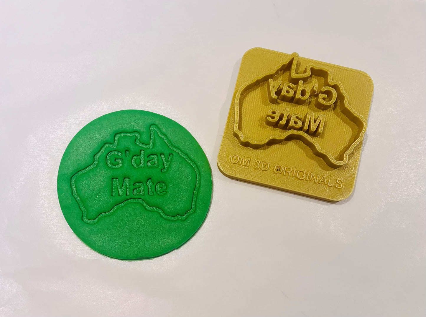 Aussie Themed Embossing Stamp -  G'Day Mate
